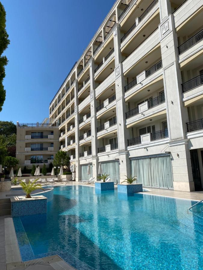 Private Apartments By The Sea With A Large Terrace In Apart Hotel! Pomorie Eksteriør bilde