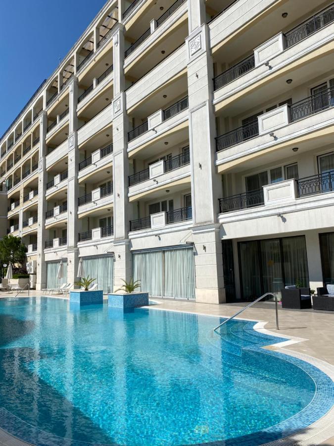 Private Apartments By The Sea With A Large Terrace In Apart Hotel! Pomorie Eksteriør bilde