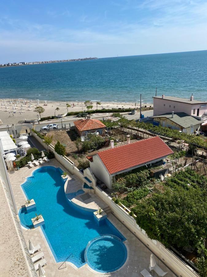Private Apartments By The Sea With A Large Terrace In Apart Hotel! Pomorie Eksteriør bilde