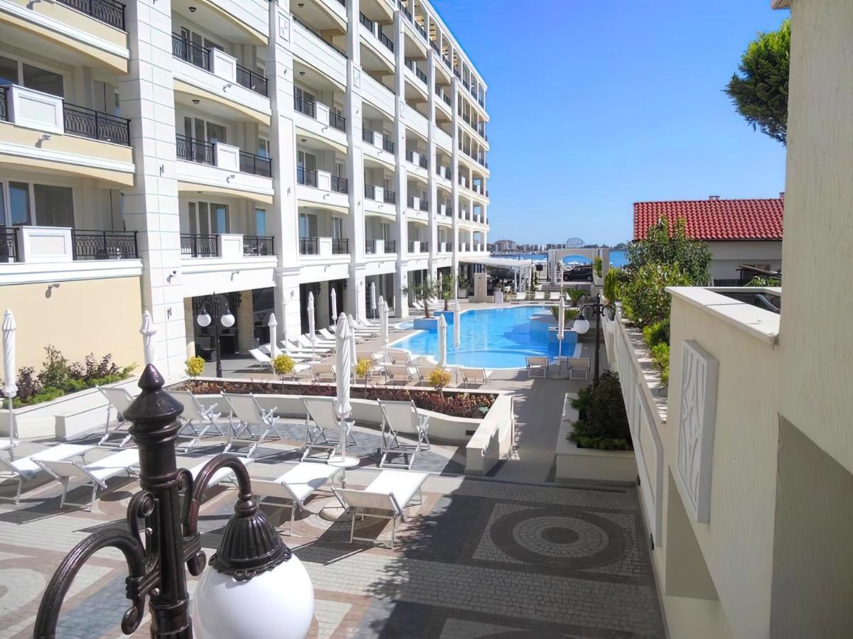 Private Apartments By The Sea With A Large Terrace In Apart Hotel! Pomorie Eksteriør bilde