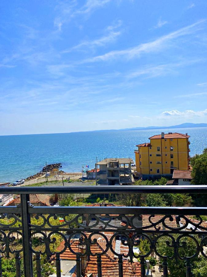 Private Apartments By The Sea With A Large Terrace In Apart Hotel! Pomorie Eksteriør bilde