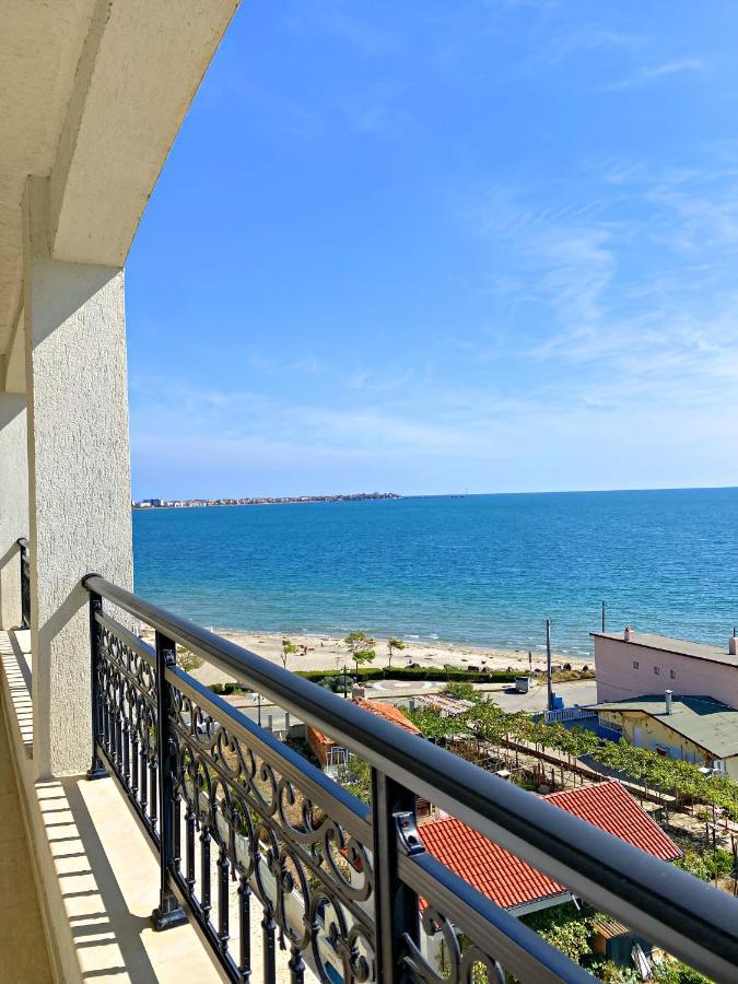 Private Apartments By The Sea With A Large Terrace In Apart Hotel! Pomorie Eksteriør bilde